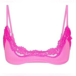 Skims Fits Everybody Lace Scoop Bralette in Taffy. Brand New with tags. NWT szXL